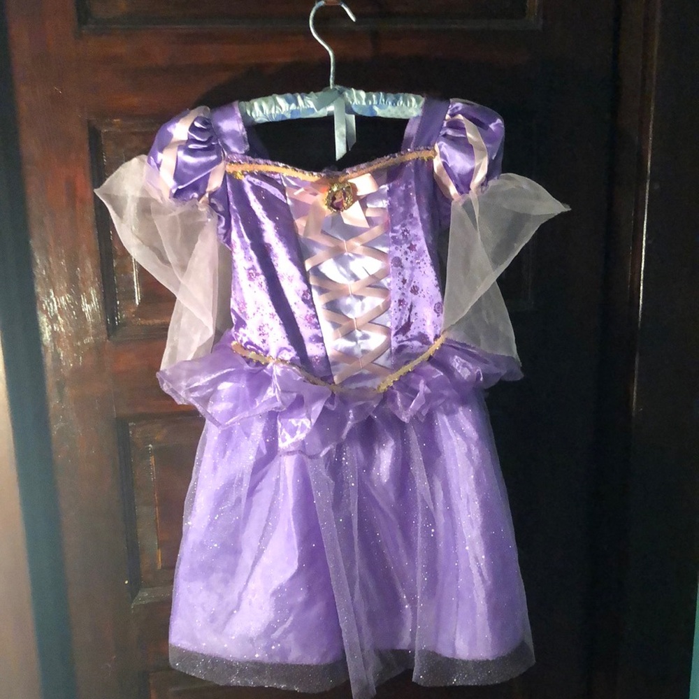 Disney Princess Rapunzel dress 4-6/purple w/ pink ribbon trim/sparkly overskirt
